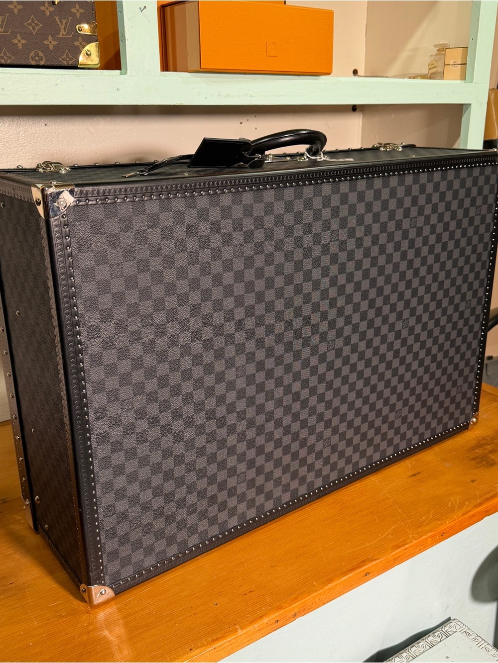 Louis Vuitton Alzer 31.5 x 20.5 x 10.5 hard-sided Trunk Damier Graphite